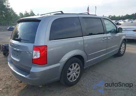 2015 Chrysler Town & Country Touring from USA, damaged, VIN 2C4RC1BG6FR752430